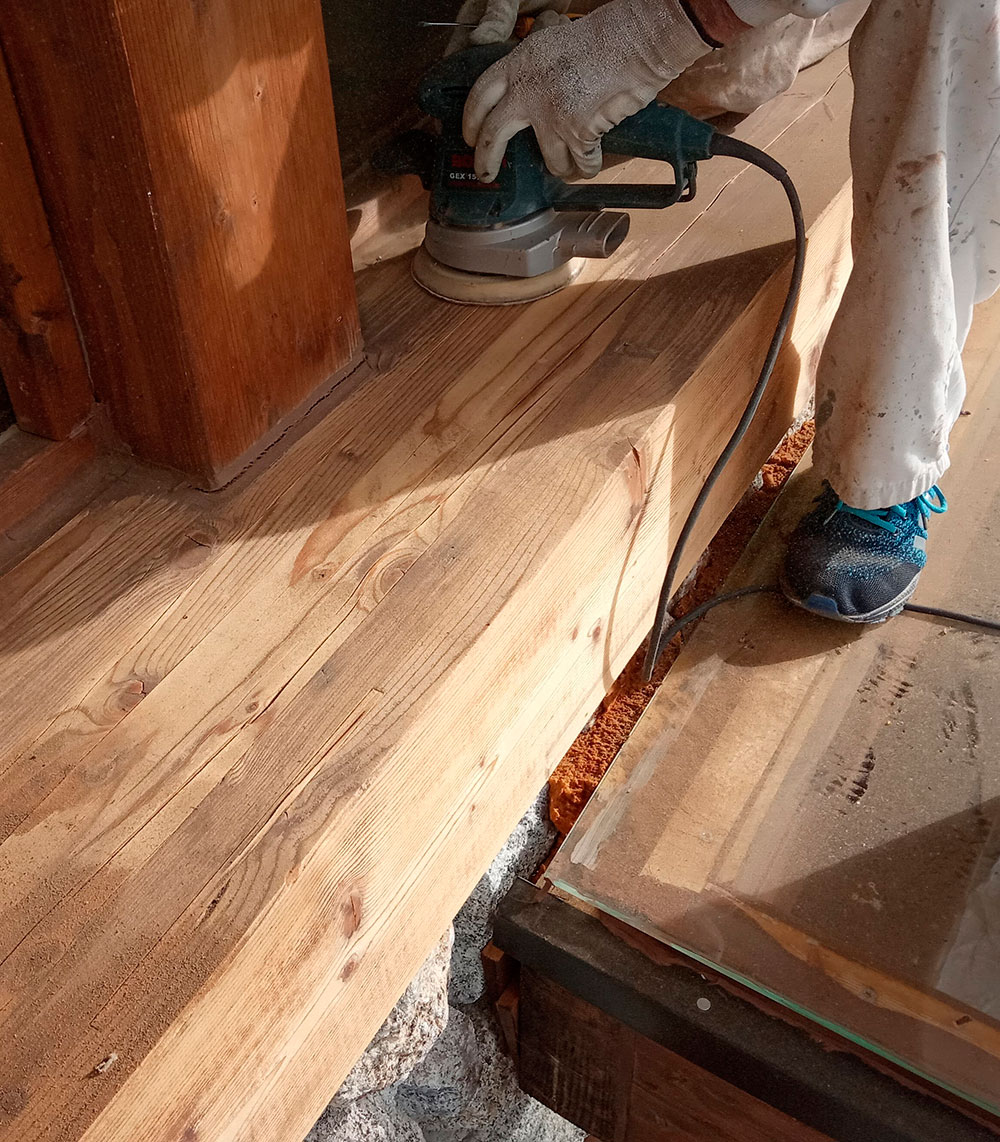 Protección de la madera antes de pintar o barnizar